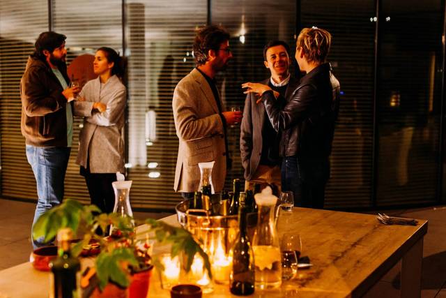 ดูสภาวะตลาดหุ้นด้วยทฤษฎี Cocktail Party ของ Peter Lynch